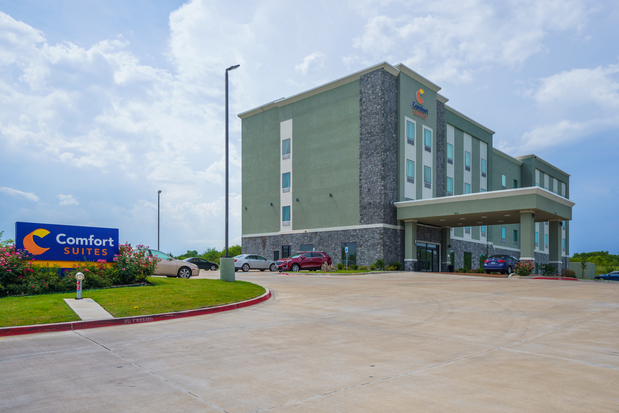 Curve HospitalityCurve Hospitality Comfort Inn Suites Desoto, TX FF&E